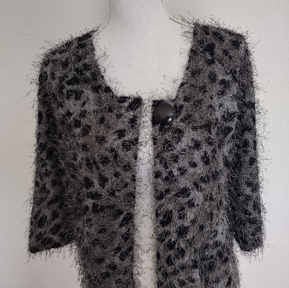 NEW , WITHOUT TAG - NUE OPTIONS - WOMEN'S  TOP.SIZE : L